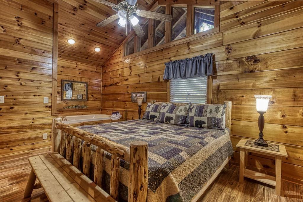 The Nut House, Hot Tub, Game Room, Wifi, 1089 Free Tickets Each Paid Day, Dollywood And More! พิเจนฟอร์จ ภายนอก รูปภาพ