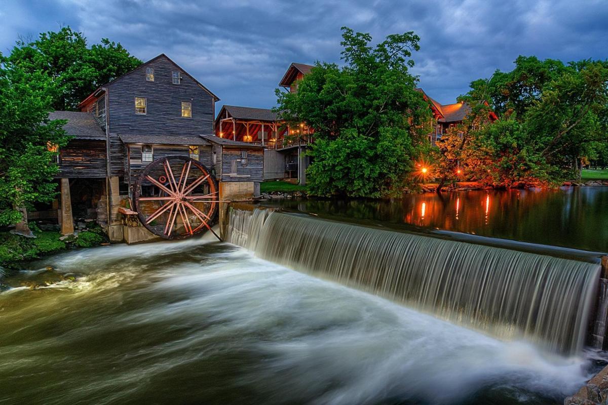 The Nut House, Hot Tub, Game Room, Wifi, 1089 Free Tickets Each Paid Day, Dollywood And More! พิเจนฟอร์จ ภายนอก รูปภาพ